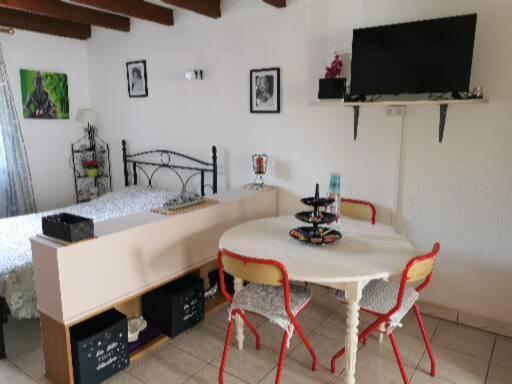 הוילה ויטל Studio Tres Agreable Totalement Independant Dans Maison Avec Cour Sans Vis A Vis מראה חיצוני תמונה